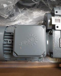 Gear motor 1.5KW 1400 / 14.36 1500L